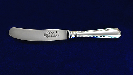 Bead butter knife