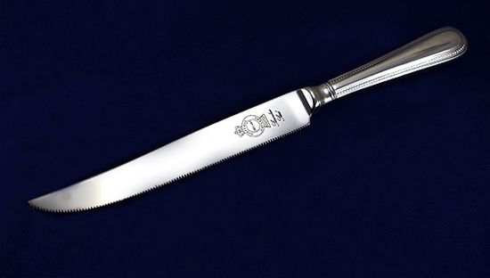 Bead cake knife