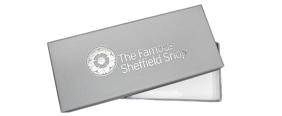 Pocket knife gift box